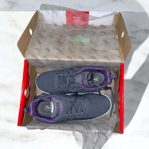 Propét Women's Travelactiv Axial Fashion Sneaker Size 8